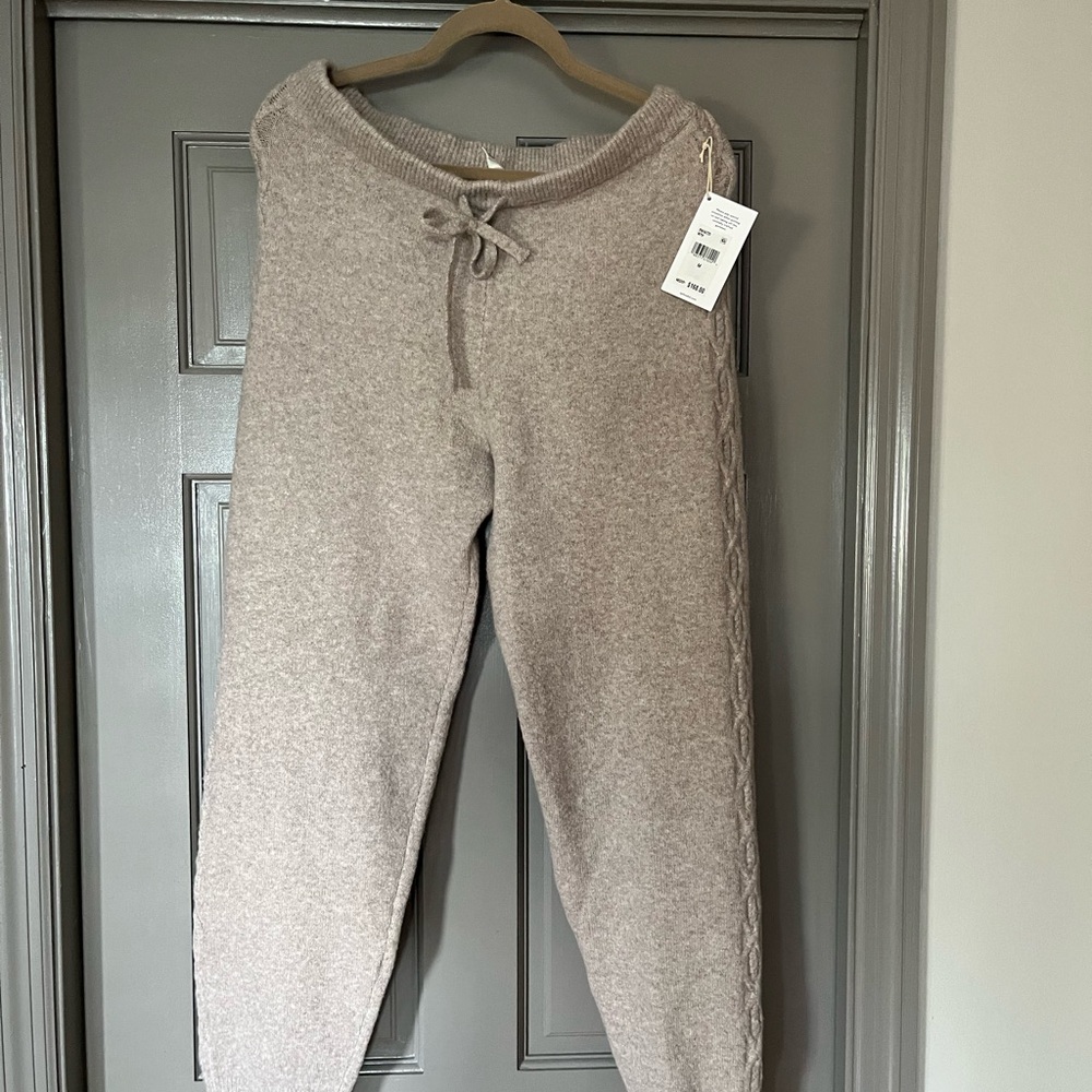 NWT Splendid Stassi Cable Sweater Joggers in Oatmeal